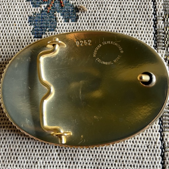 Montana Silversmith belt buckle - Picture 2 of 4